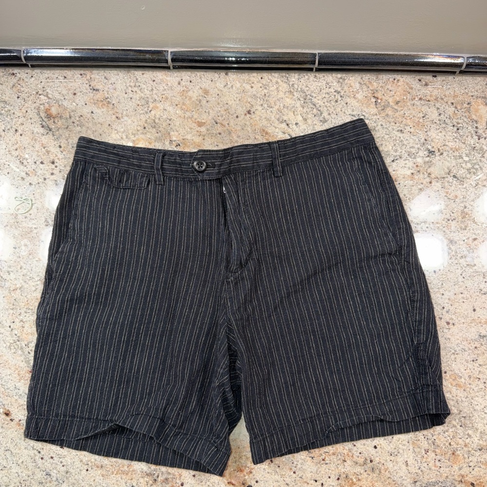 Banana Republic Black Pinstripe Men's Shorts